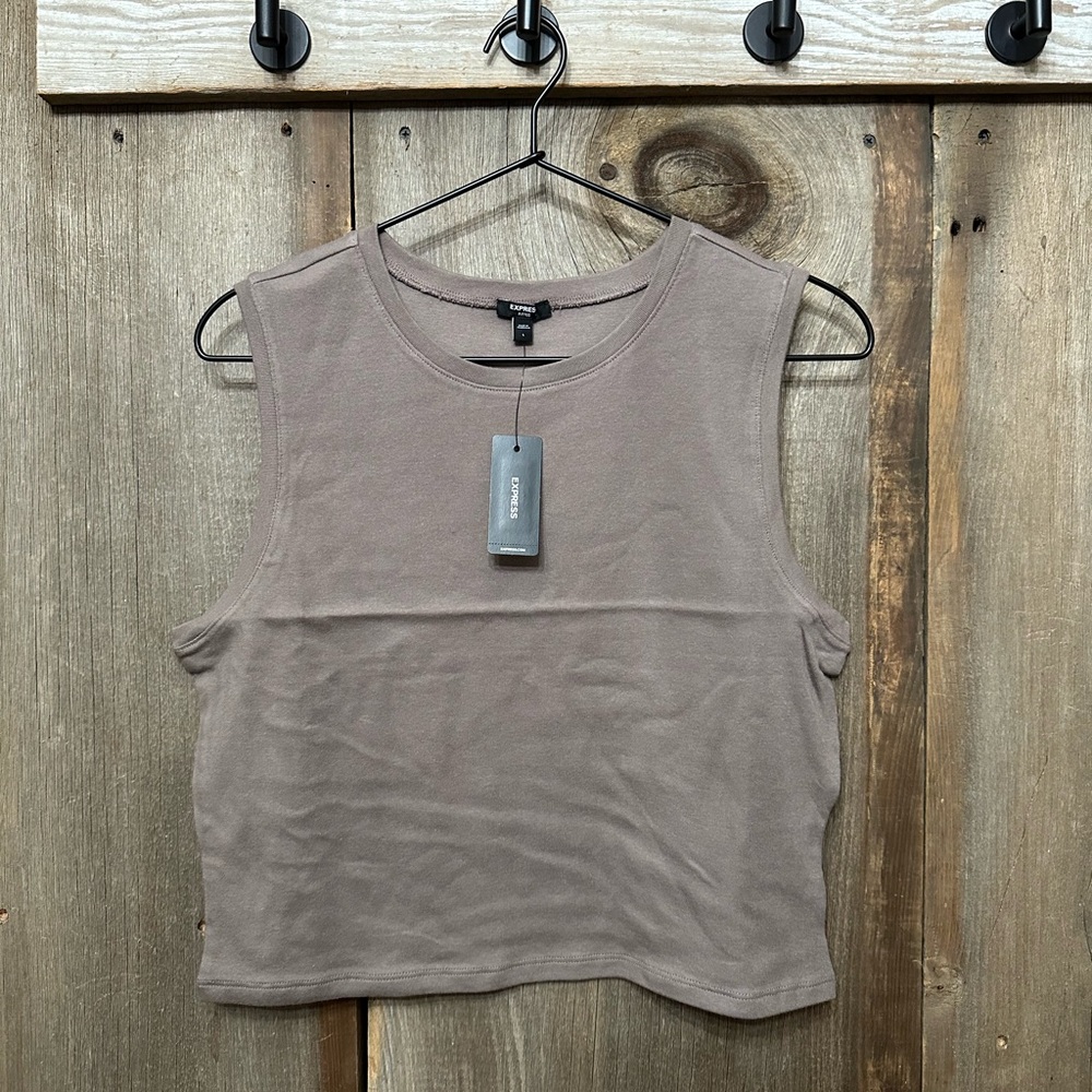 Express Crew Neck Tank in Mushroom Brown Size Large Women’s